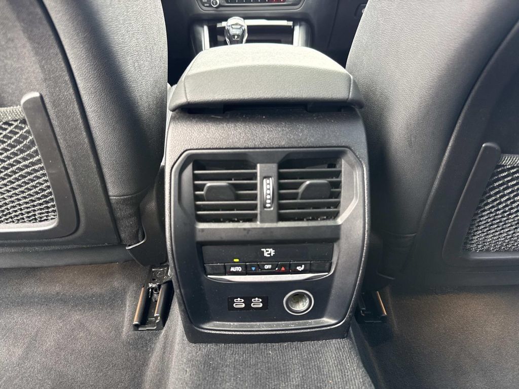 Used 2020 BMW 330i xDrive Sedan w/ Convenience Package AWD/4WD image 18