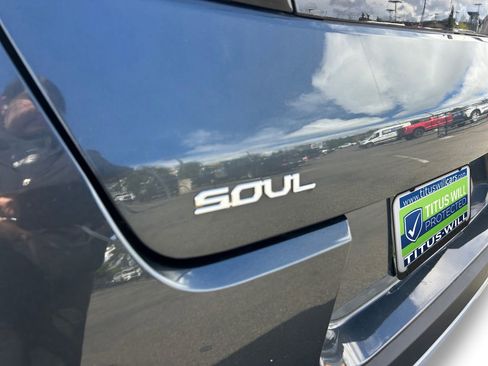 Used 2024 Kia Soul EX FWD image 15