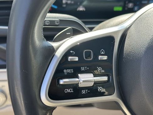 Used 2020 Mercedes-Benz GLS 450 4MATIC image 29