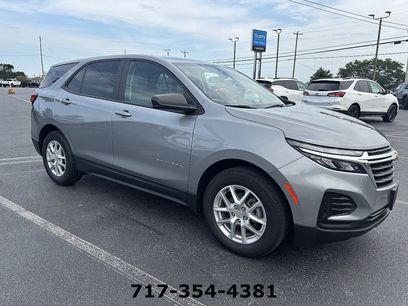 Used 2024 Chevrolet Equinox LS w/ LS Convenience Package