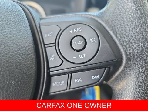 Used 2022 Toyota Corolla LE FWD image 18