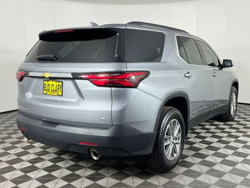 Used 2023 Chevrolet Traverse LT image 6