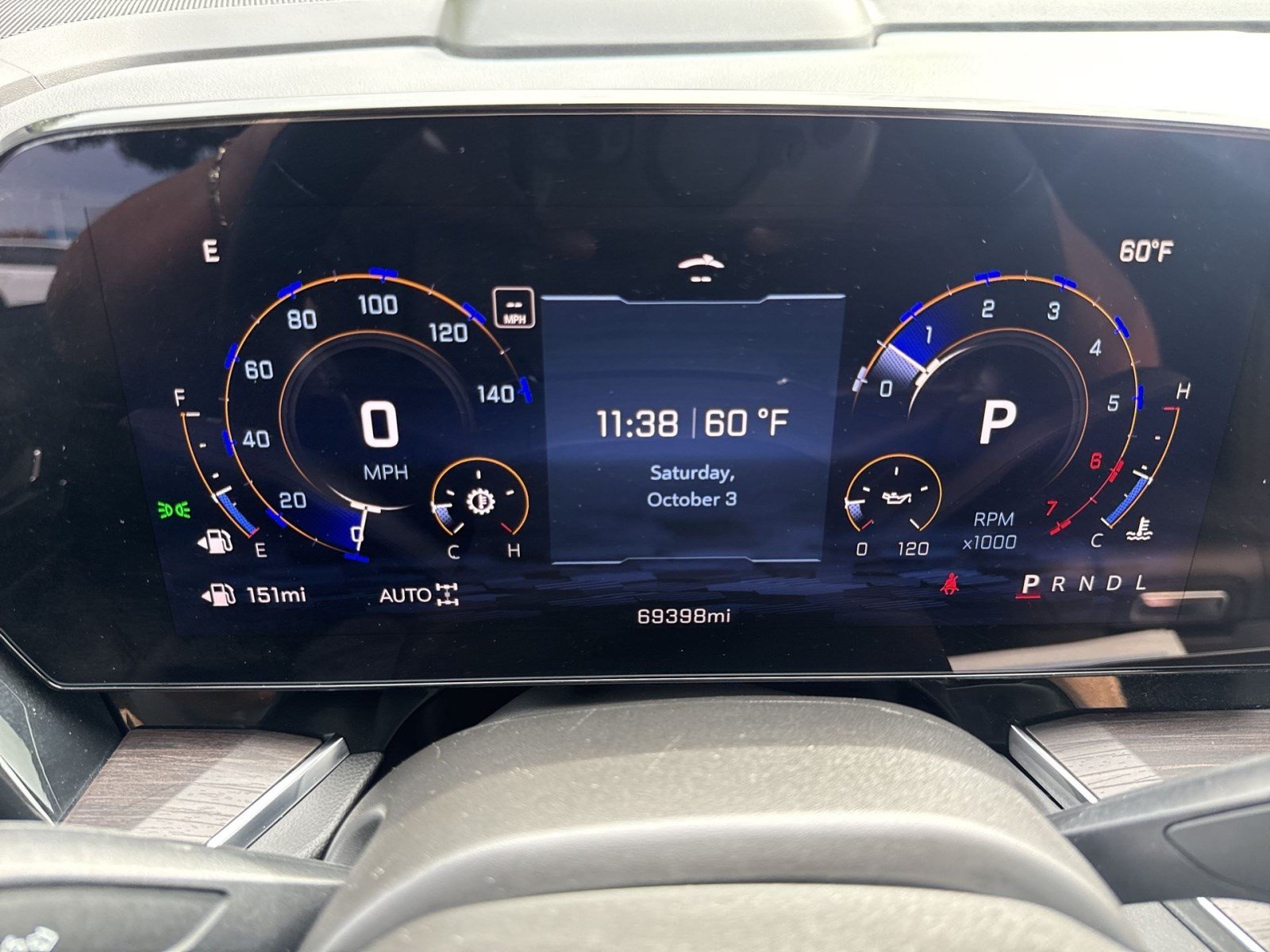 Used 2025 Chevrolet Tahoe LT AWD/4WD image 17