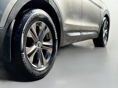 Used 2013 Hyundai Santa Fe Sport FWD image 14