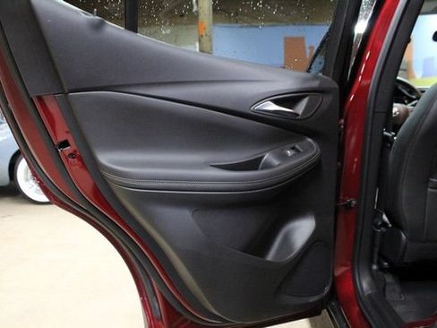 Used 2023 Buick Encore GX Essence FWD image 14