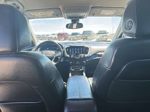 Used 2022 GMC Terrain SLT image 28