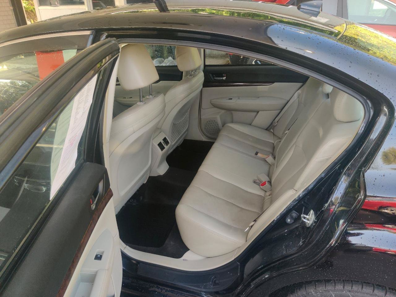 Used 2014 Subaru Legacy 2.5i Limited w/ Moonroof Package AWD/4WD image 14