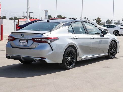 Used 2021 Toyota Camry XSE w/ Navigation Upgrade Package FWD image 7