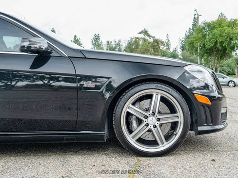 Used 2010 Mercedes-Benz E 63 AMG Sedan image 11