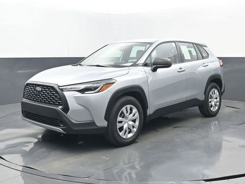 Used 2023 Toyota Corolla Cross L image 22