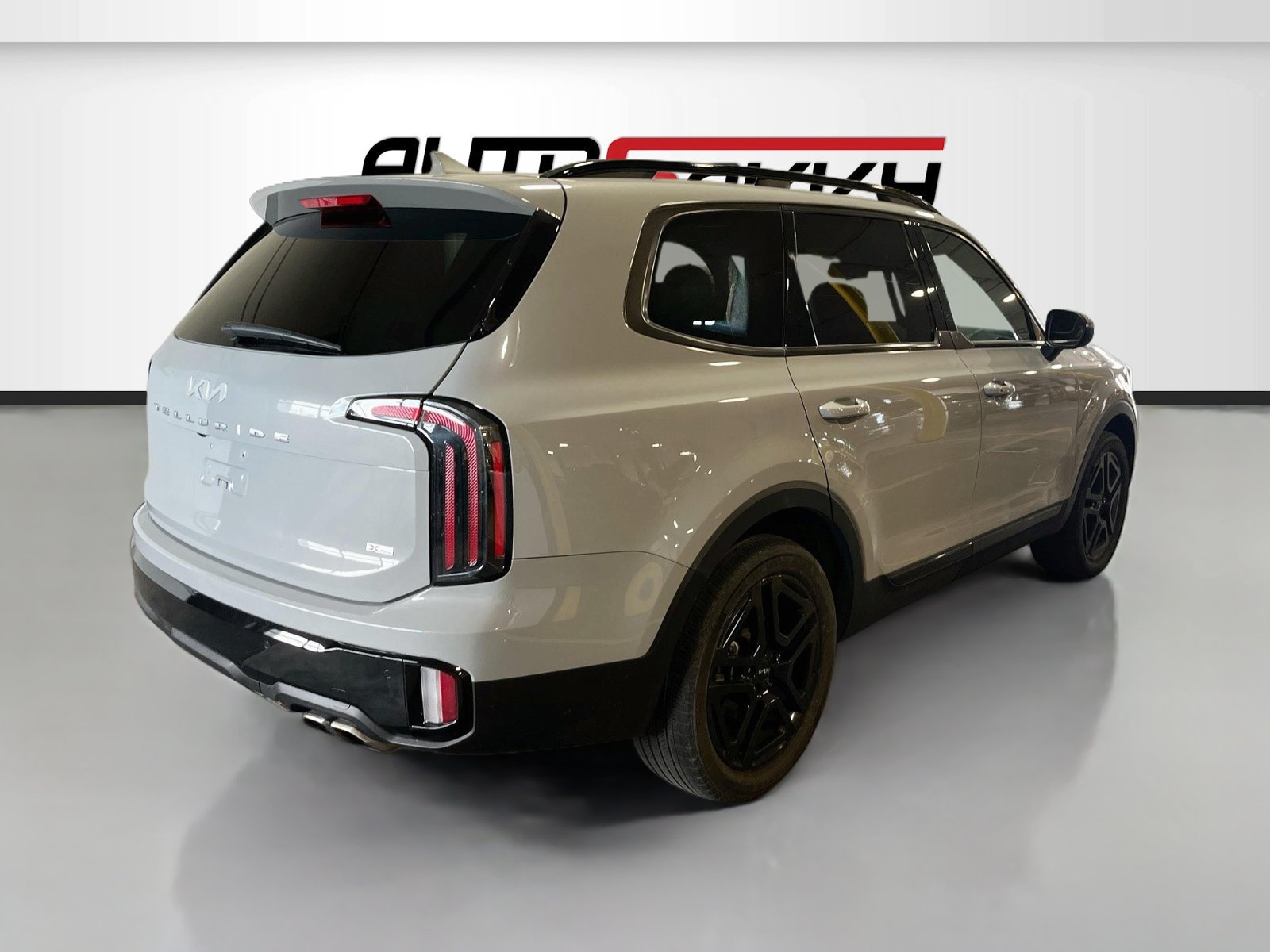 Used 2024 Kia Telluride EX X-Line AWD/4WD image 7