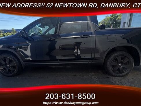 Used 2020 Honda Ridgeline Black Edition image 2