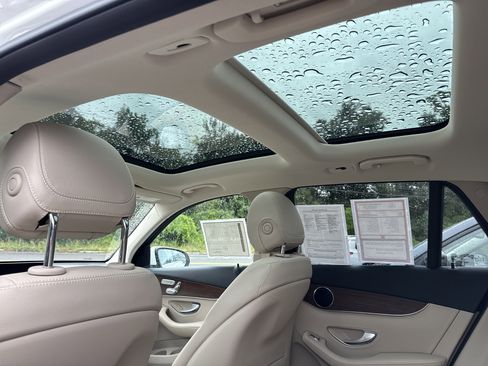 Certified 2022 Mercedes-Benz GLC 300 GLC 300 image 26