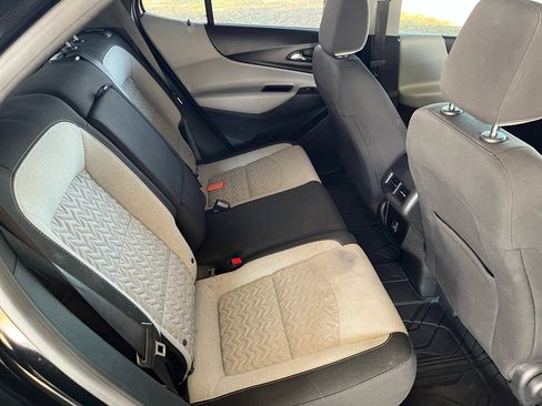 Used 2022 Chevrolet Equinox LS w/ LS Convenience Package image 21