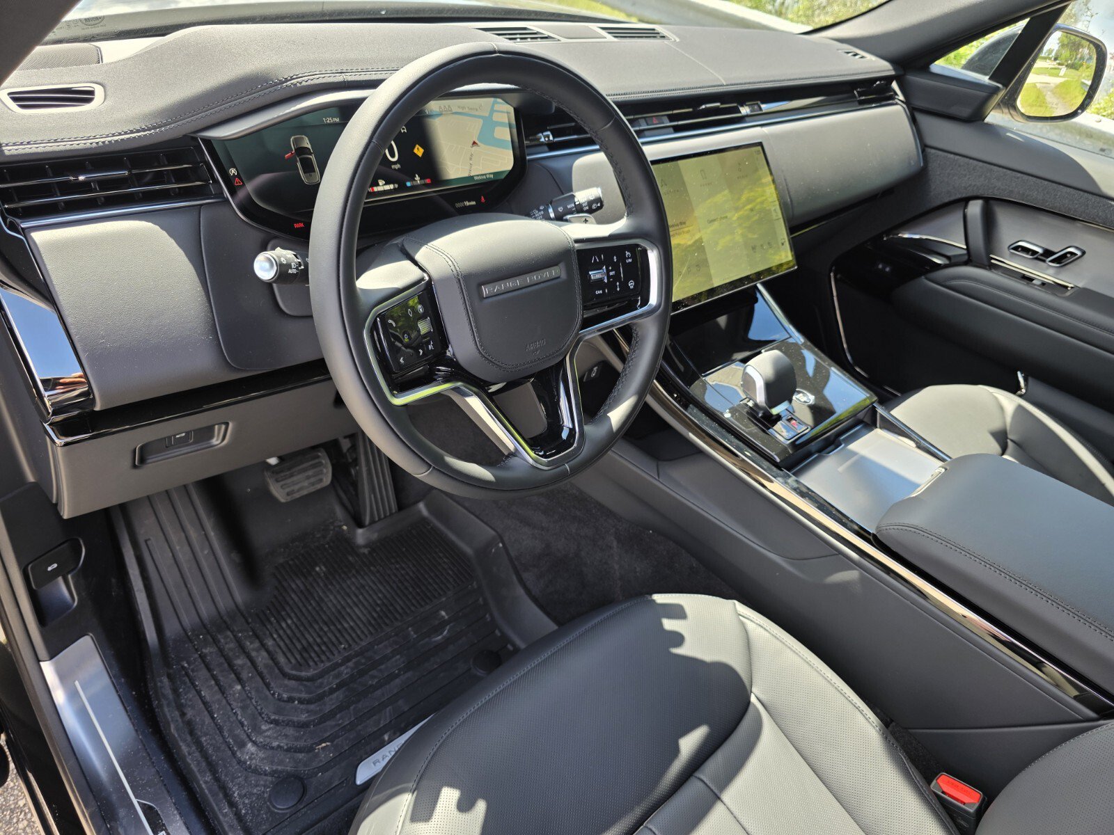 New 2027 Land Rover Range Rover Sport SE AWD/4WD image 10