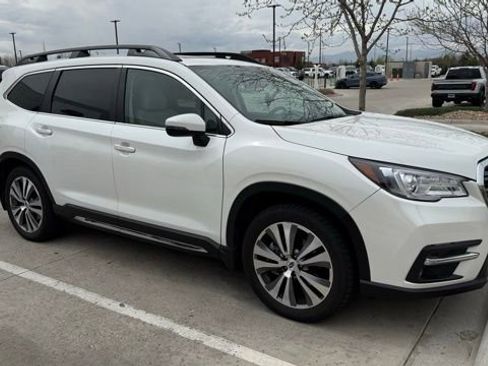 Used 2022 Subaru Ascent Limited w/ Technology Package image 2