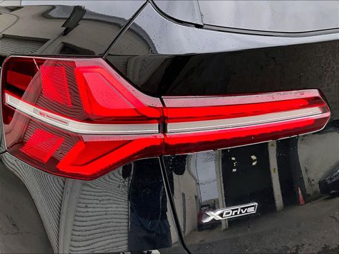 Used 2025 BMW X3 xDrive30i w/ Premium Package image 31