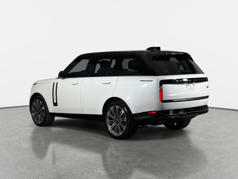 Used 2023 Land Rover Range Rover SE AWD/4WD image 6