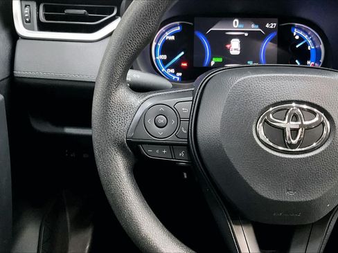 Used 2025 Toyota RAV4 LE AWD/4WD image 24