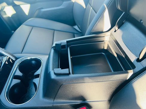 New 2026 GMC Canyon Elevation w/ Convenience Package image 41