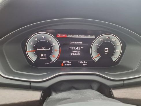 Used 2023 Audi Q5 2.0T Prestige w/ Prestige Package AWD/4WD image 15