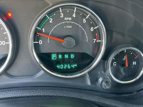 Certified 2017 Jeep Wrangler Unlimited Rubicon w/ Connectivity Group image 19