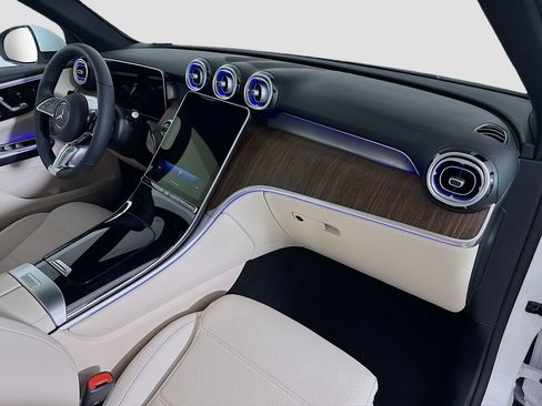 New 2026 Mercedes-Benz GLC 300 4MATIC image 30