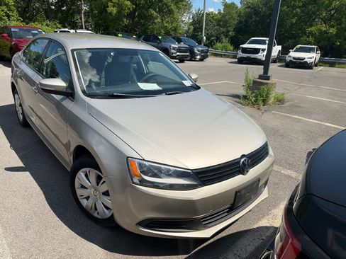 Used 2014 Volkswagen Jetta SE FWD image 30