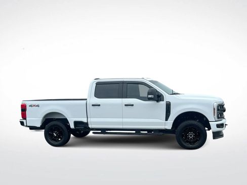 Used 2024 Ford F250 XL w/ STX Appearance Package AWD/4WD image 9