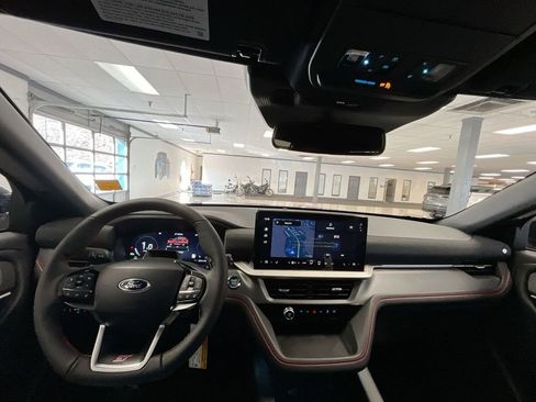 New 2026 Ford Explorer ST w/ Sun And Sound Package image 15