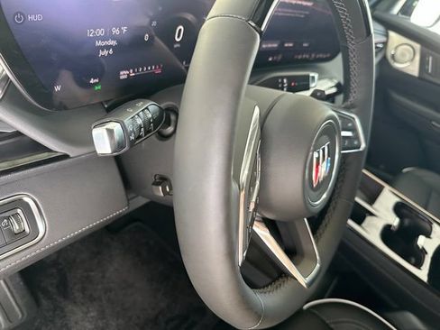 New 2026 Buick Enclave Avenir w/ Super Cruise Package FWD image 20