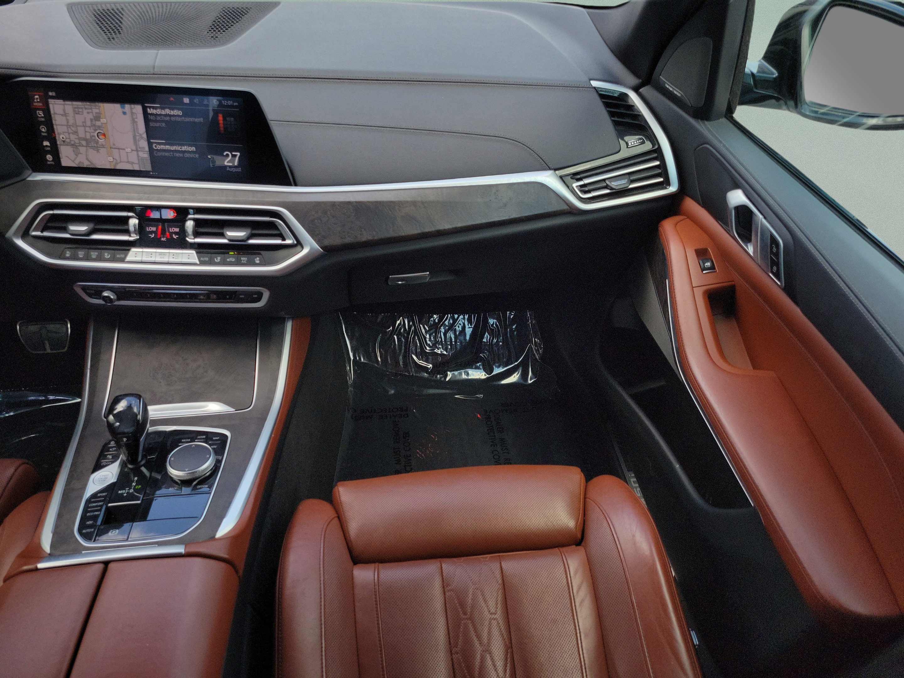 Used 2022 BMW X5 M50i AWD/4WD image 16