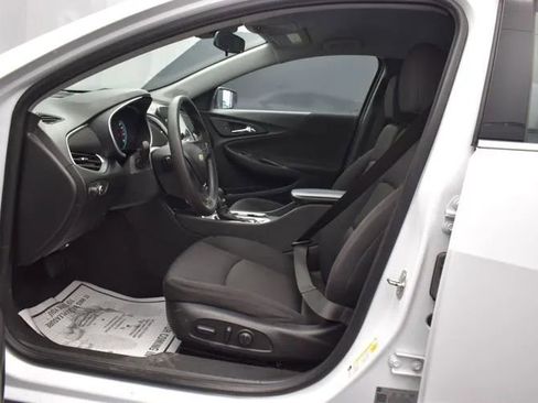 Used 2024 Chevrolet Malibu LT FWD image 14