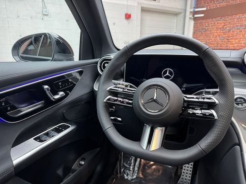New 2026 Mercedes-Benz GLC 300 GLC 300 image 13