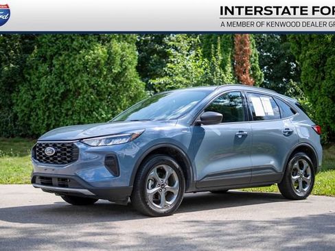 Used 2025 Ford Escape ST-Line AWD/4WD image 1