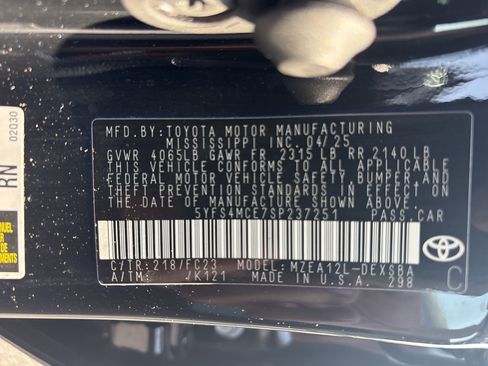 Used 2025 Toyota Corolla SE FWD image 5