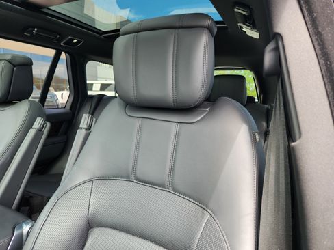 Used 2019 Land Rover Range Rover Supercharged AWD/4WD image 10