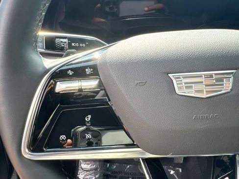 Used 2024 Cadillac Lyriq Sport RWD image 17