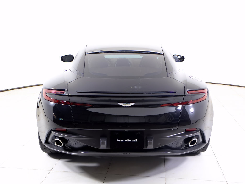 Used 2020 Aston Martin DB11 Coupe RWD image 32