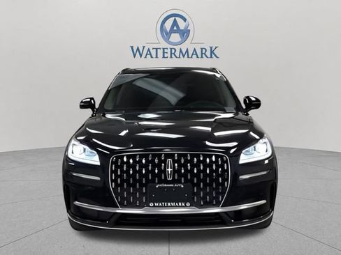 Used 2025 Lincoln Corsair Reserve w/ Equipment Group 202A FWD image 11