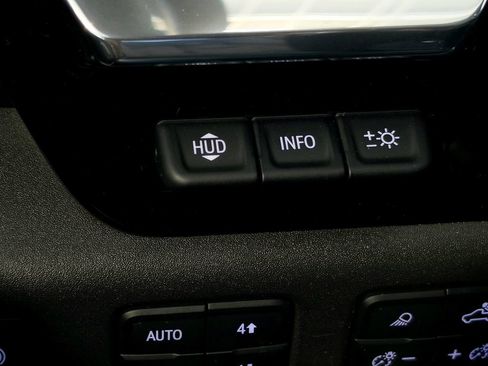 Used 2023 Chevrolet Silverado 1500 High Country w/ Technology Package AWD/4WD image 31