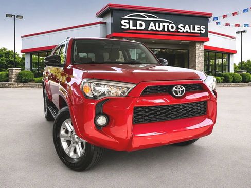 Used 2017 Toyota 4Runner SR5 RWD image 1