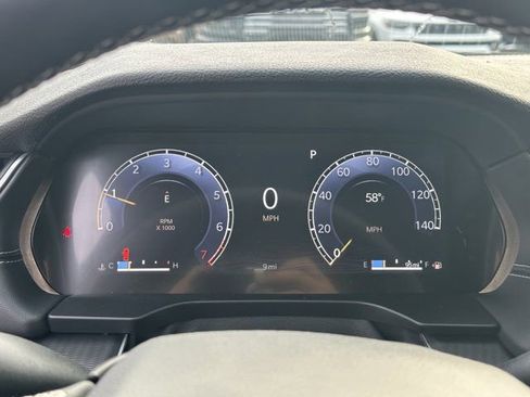 New 2025 Jeep Grand Cherokee Laredo image 29