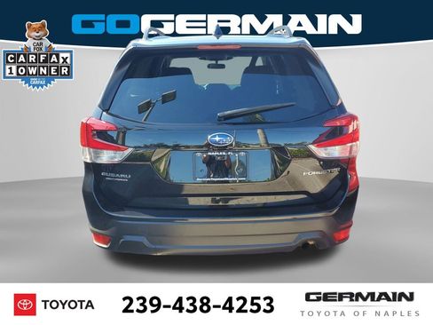 Used 2023 Subaru Forester Premium image 11