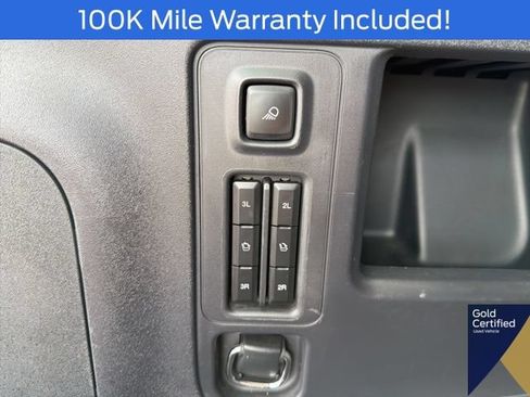 Certified 2025 Ford Expedition Platinum AWD/4WD image 17