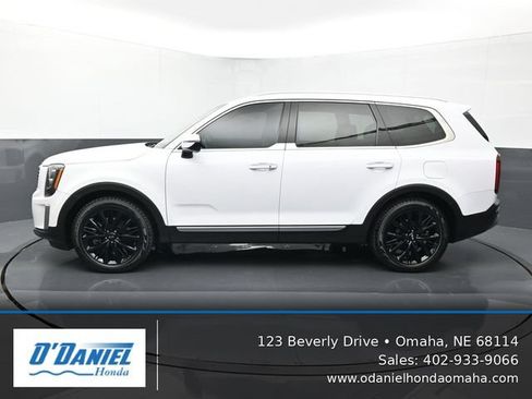 Used 2021 Kia Telluride SX w/ SX Prestige Package AWD/4WD image 2
