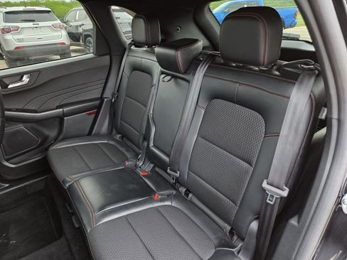 Used 2025 Ford Escape ST-Line FWD image 21