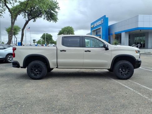 New 2026 Chevrolet Silverado 1500 ZR2 image 2