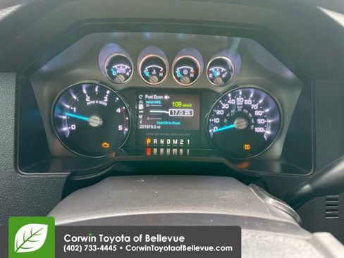 Used 2013 Ford F250 Lariat w/ Lariat Interior Pkg AWD/4WD image 9