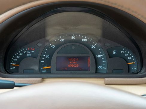 Used 2002 Mercedes-Benz C 320 Wagon image 38